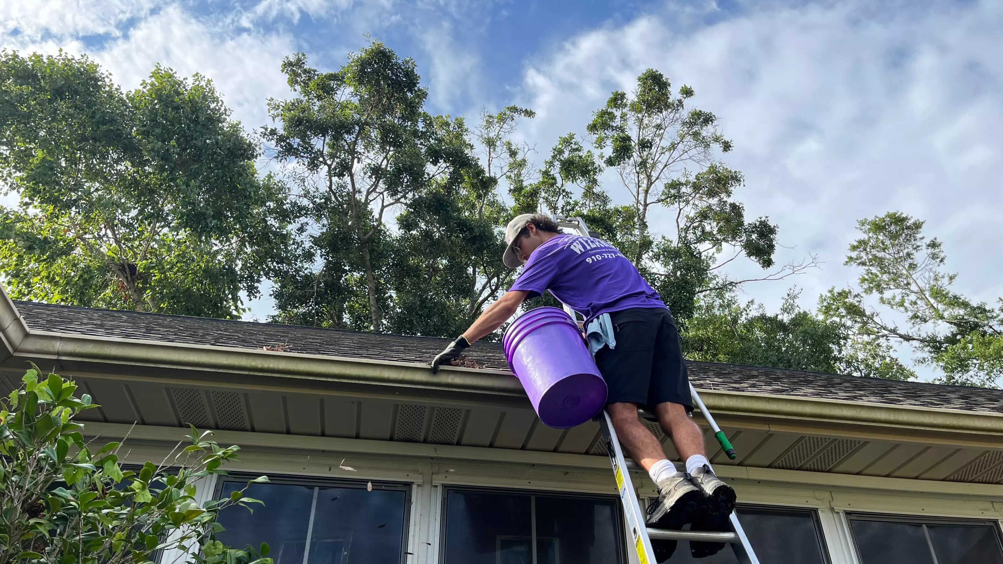 Work photo for Gutter Cleaning